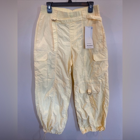 No Boundaries Womens Parachute Cargo Pants Butter Yellow Sz M 8-10 NWT High Rise - Picture 1 of 7